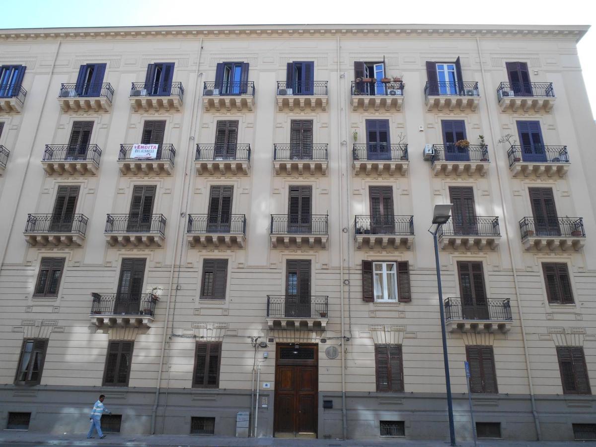 4You Palermo Exteriör bild